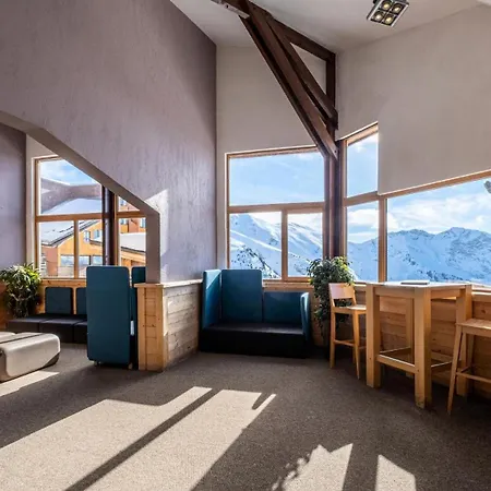 Apart-hotel 2 Pieces + 1 Coin Nuit 6 Personnes Vue Montagne Mae-9071